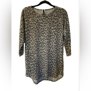 NWOT Lovely Souls Blouse